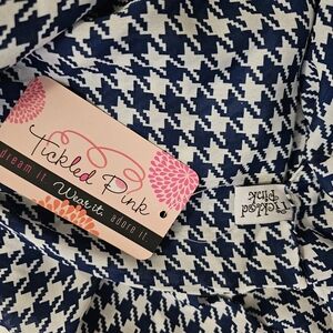 Tickled Pink Houndstooth Infinity Scarf